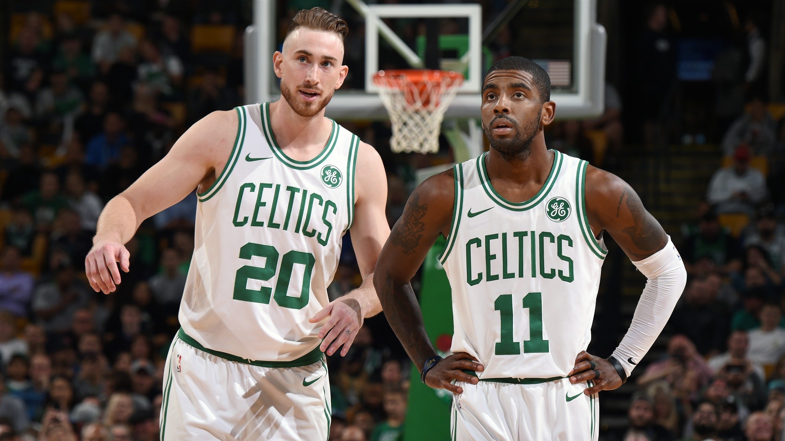爆冷!卡塔尔掀翻英格兰,归化神锋维尼修斯一战封神,门将无解扑救写进世界杯史册